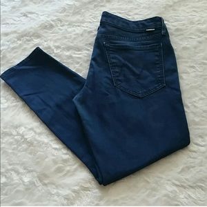 SALE✨Mother The Looker Crop jeans